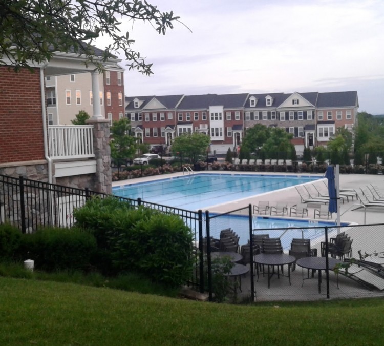 The Goose Creek Village Clubhouse and Pool (Ashburn,&nbspVA)